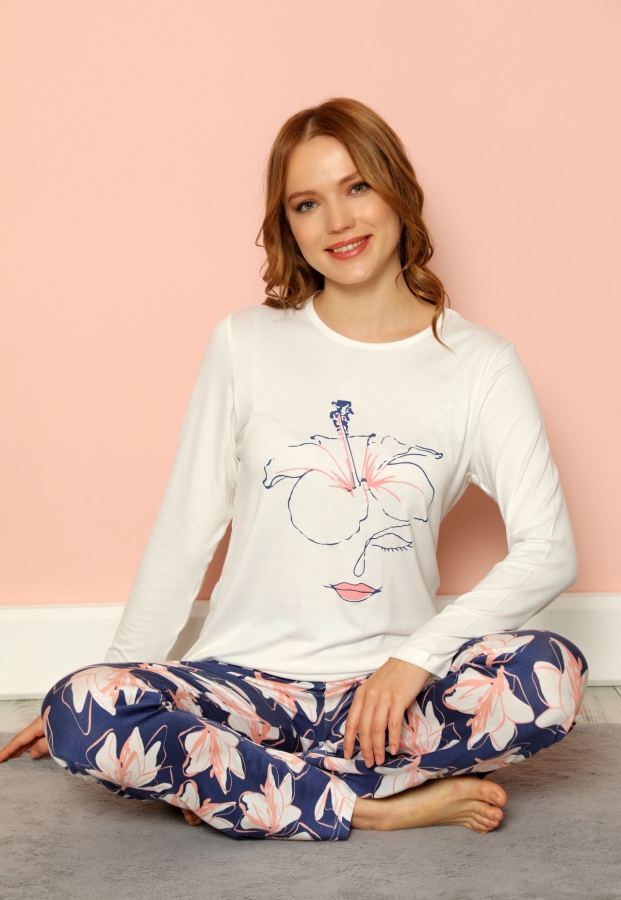 840-073 Lilyum Çiçek Desenli Uzun Kollu Önü Baskılı Pijama Takımı